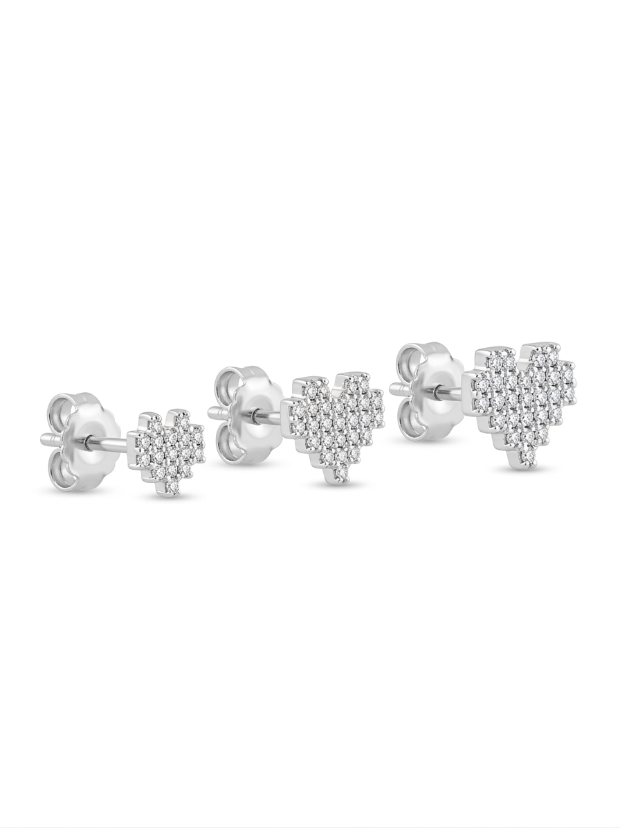 Brinco Trio Corações Zircônias Pixel - BR01094 — 2